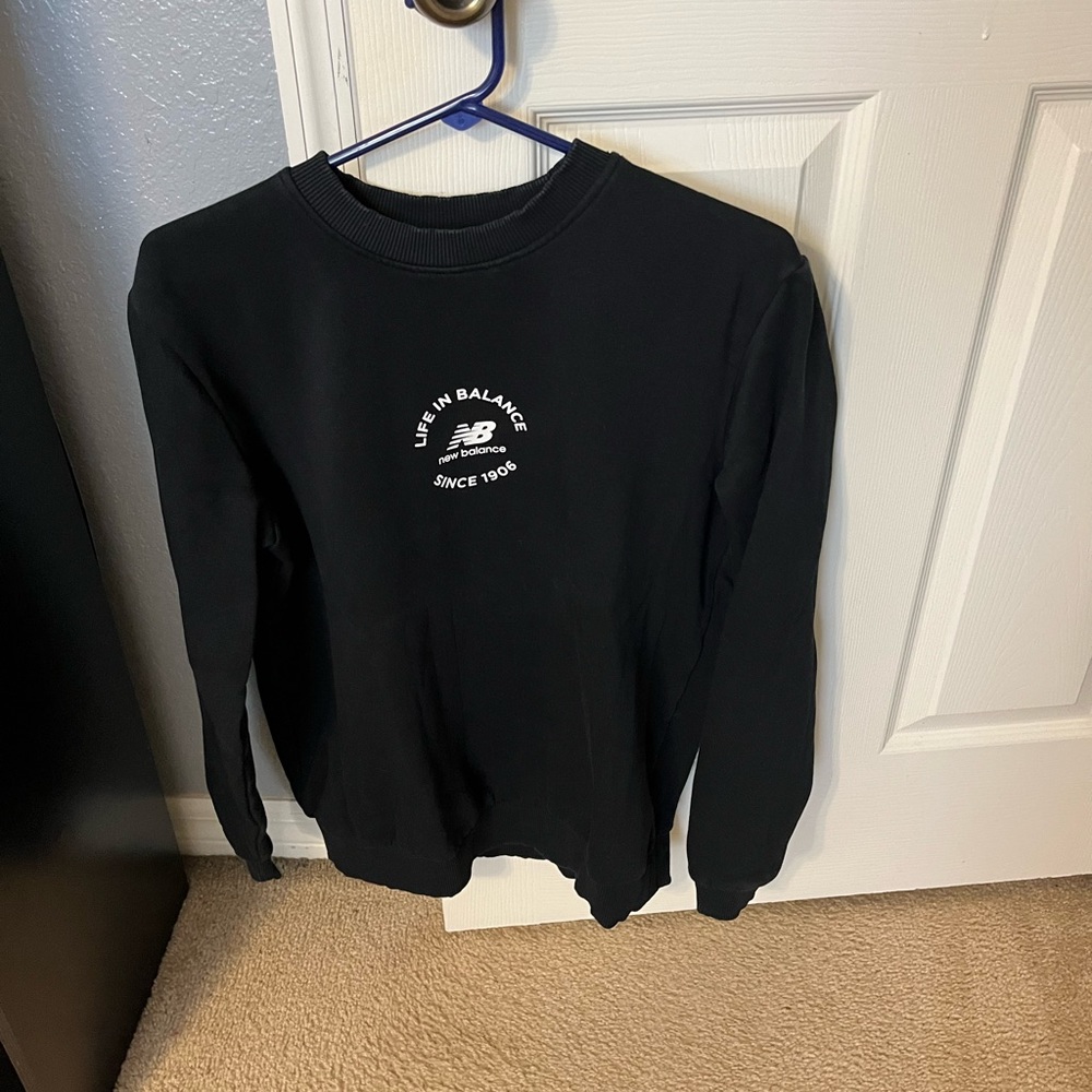 New balance crewneck size XS unisex